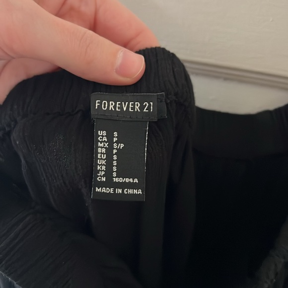 Black cropped off the shoulder top - Picture 2 of 4